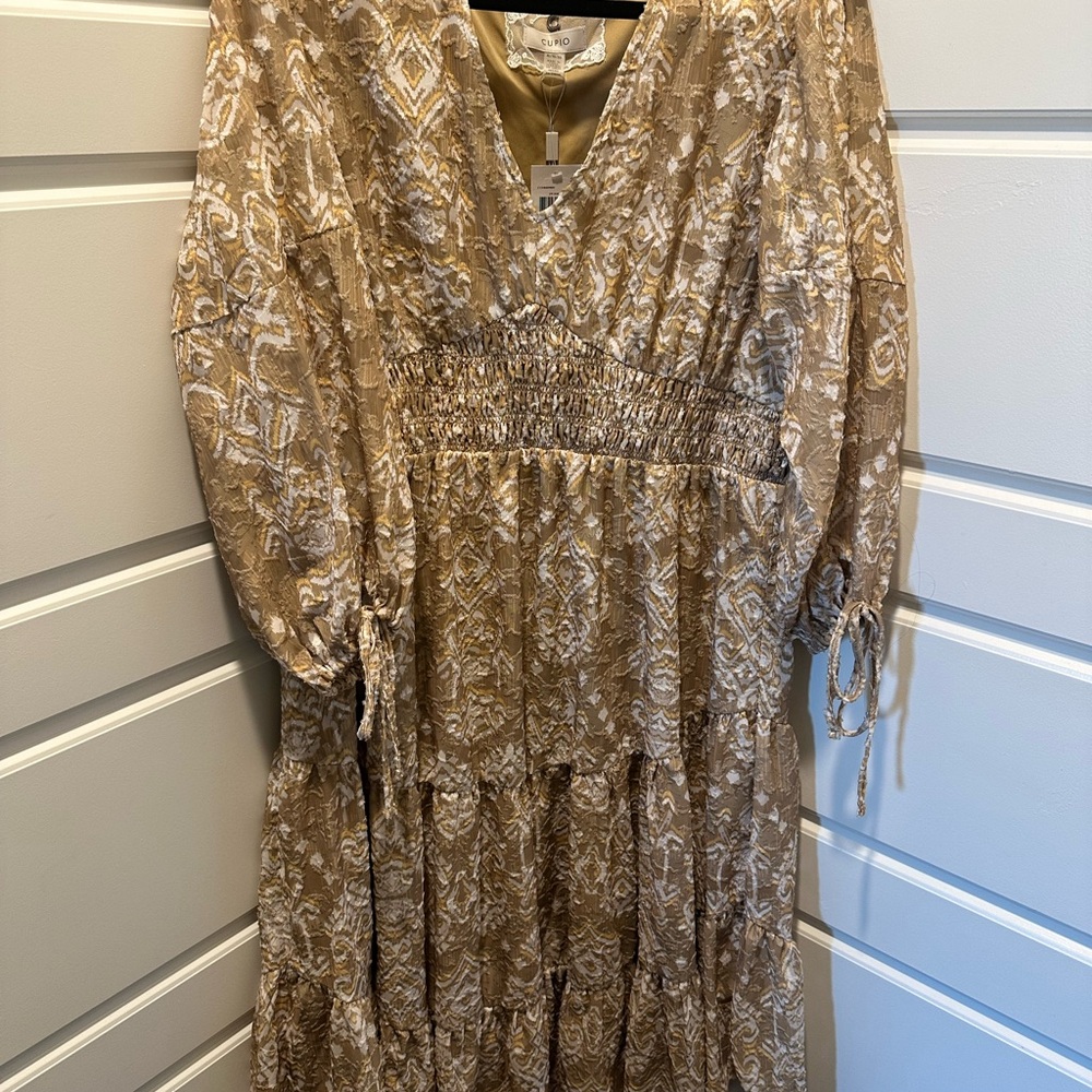 Cupio Gold and Silver Long Sleeve V-Neck Sundress